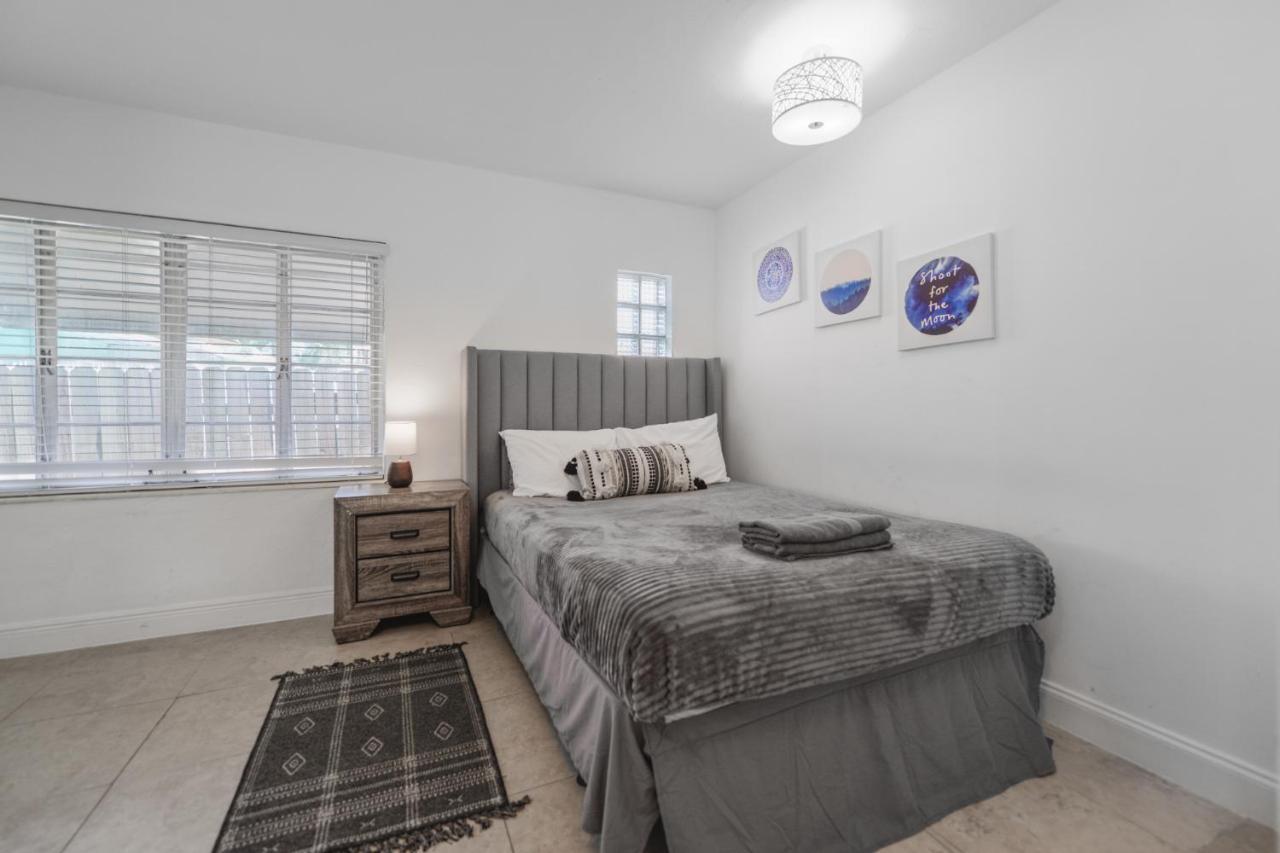 Amazing 3Br House 5 Minutes From Marlins Park Villa Маями Екстериор снимка